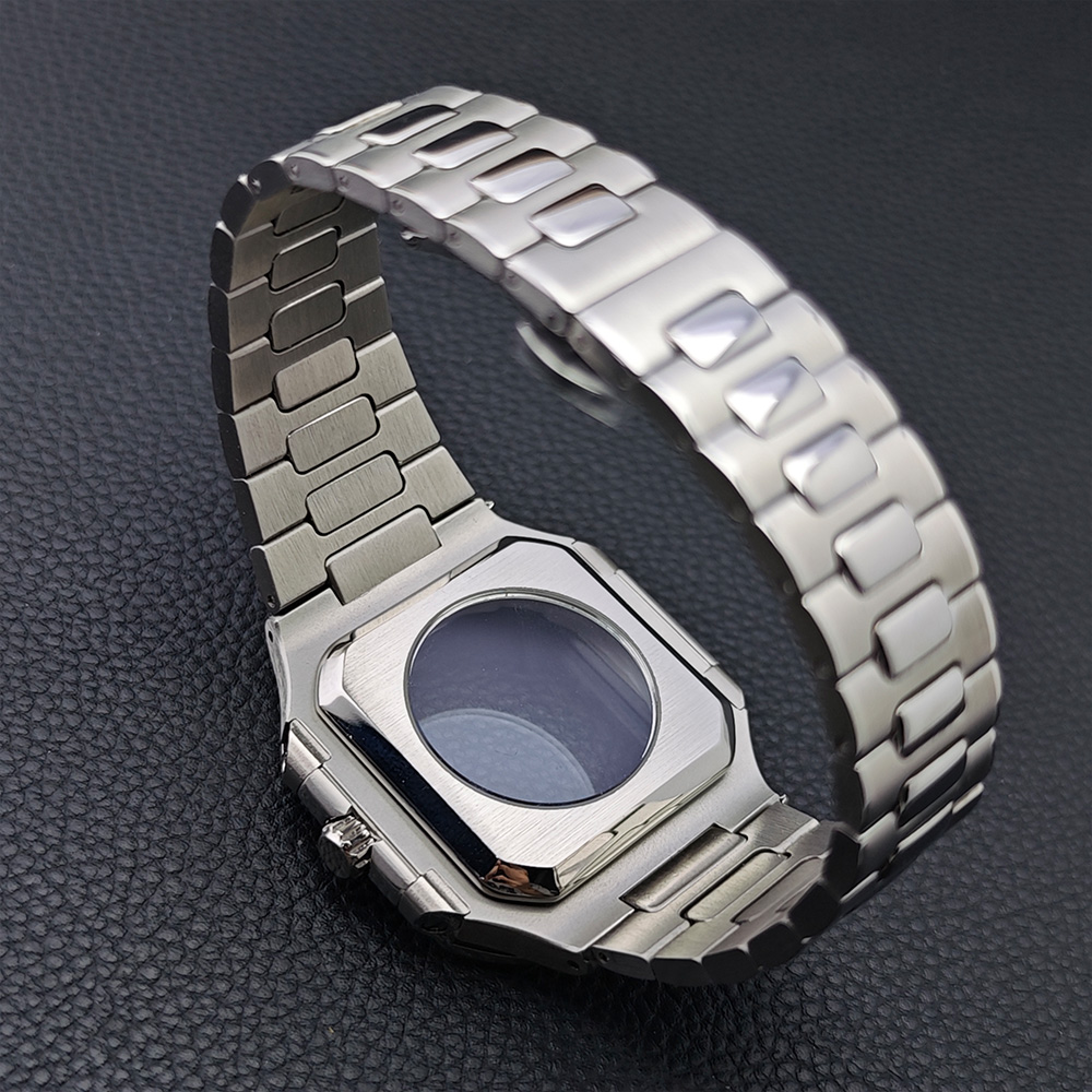 Square silver stainless steel  - огляд і ціна Seiko Watch 5 Sports